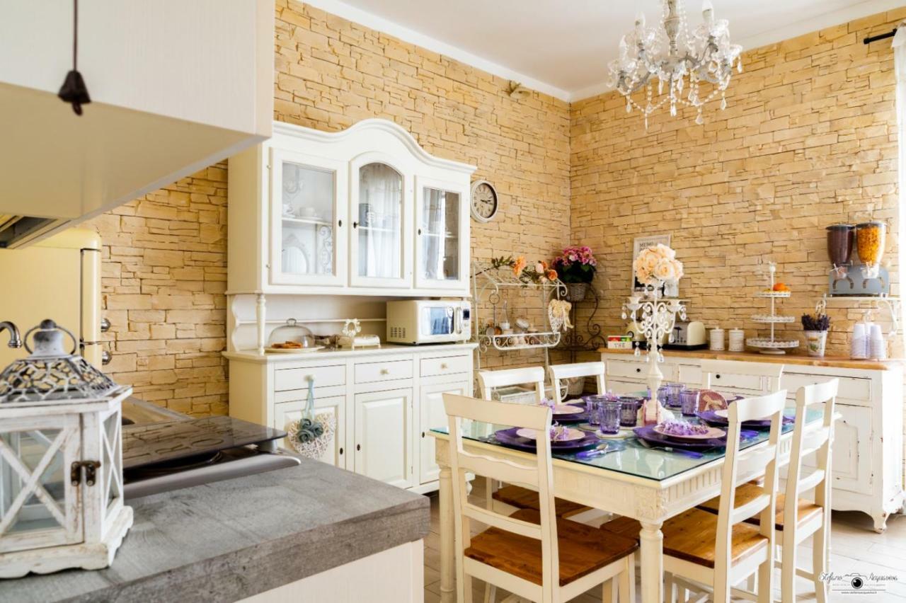 Romantic Dreams Bed & Breakfast